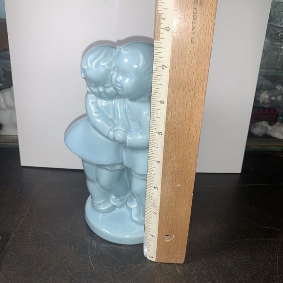 Vintage 1950s SHAWNEE Pottery Blue Boy And Girl Sweeties w Tree Stump Initials - Picture 10 of 12